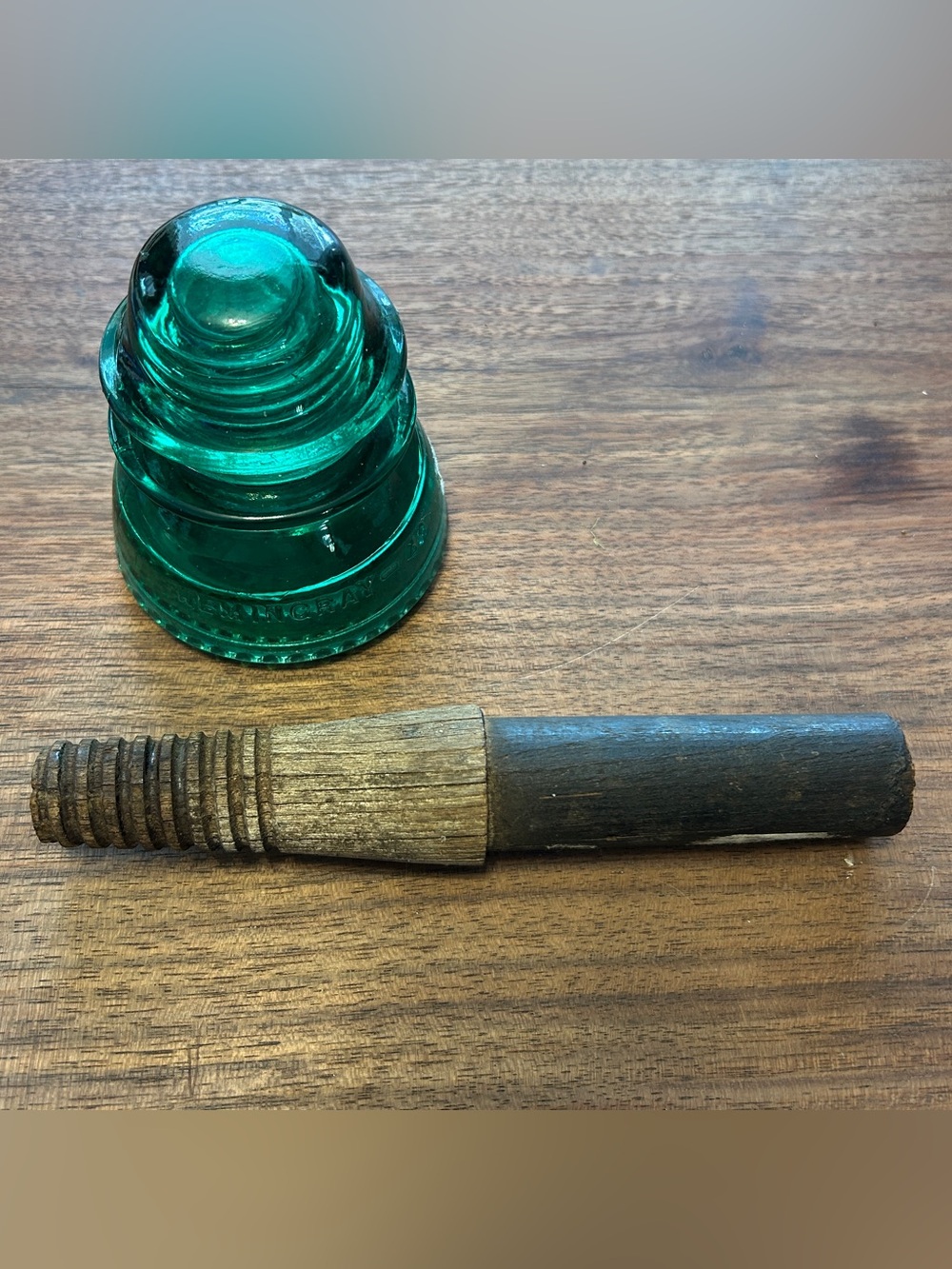 Vtg Large Hemingray Aqua Green Glass Insulator Wooden Mounting Pin made in USA